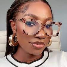 We offer eye exams, Diagnosis & Management of common eye conditions, Spectacles & license certificates. Optometrist Practice in Phathaditjhaba Qwaqwa free-state